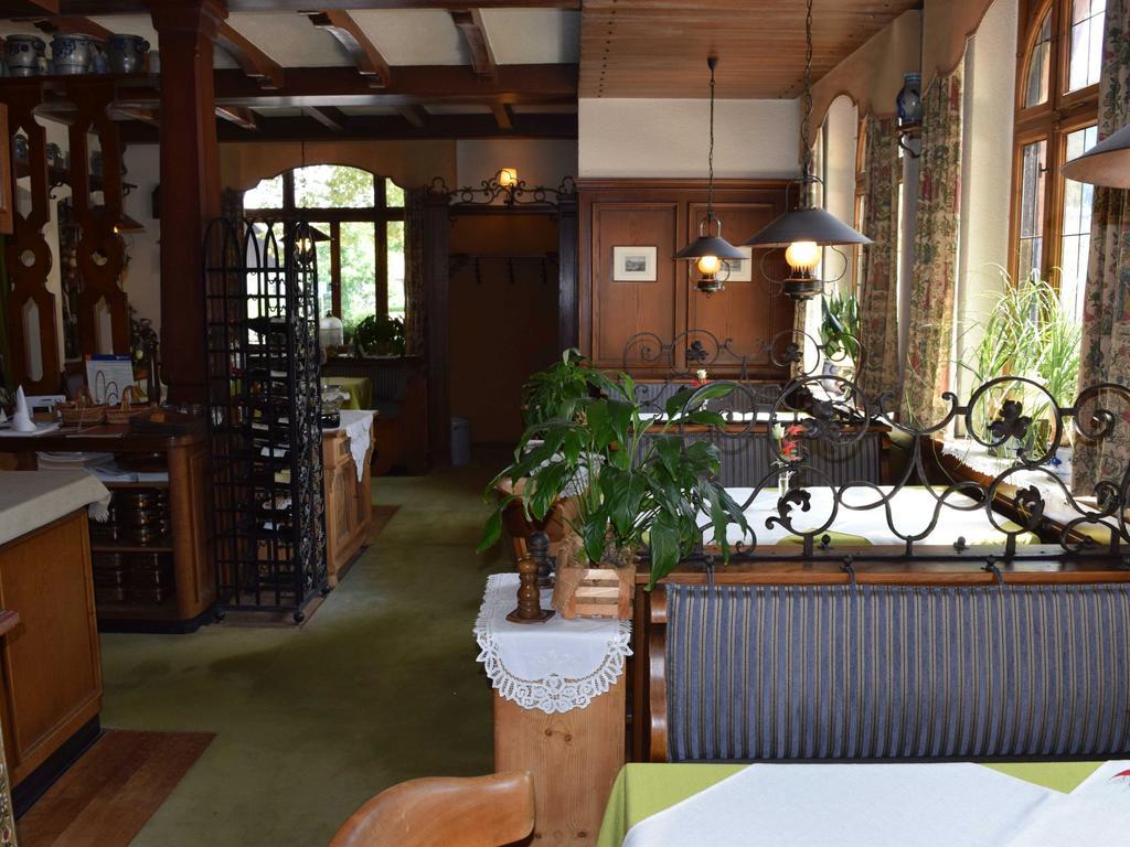 Hotel-Restaurant Ochsen Хаслах им Кинцихтал Екстериор снимка
